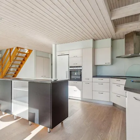 Aman - 100m From The Sea By Interhome Vakantiehuis *