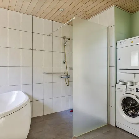 Aman - 100m From The Sea By Interhome Feriehus *